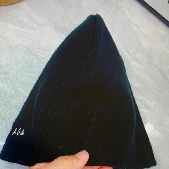 Balenciaga Black Knit Beanie - Picture 4 of 4